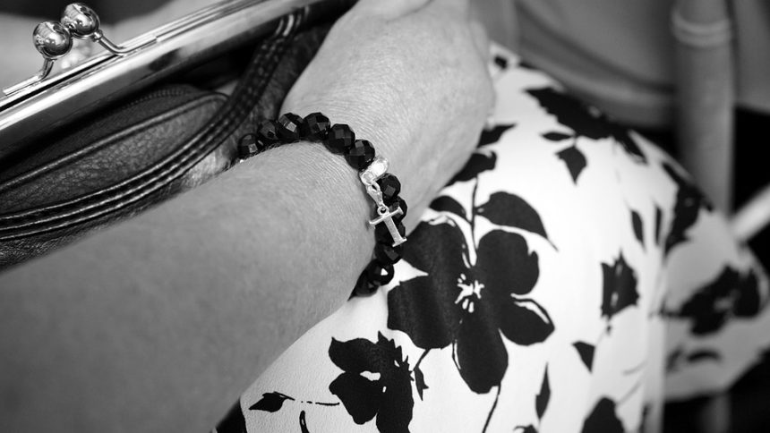 A Symbol of Love: The Meaning Behind Different Types of Bracelets for Wives
