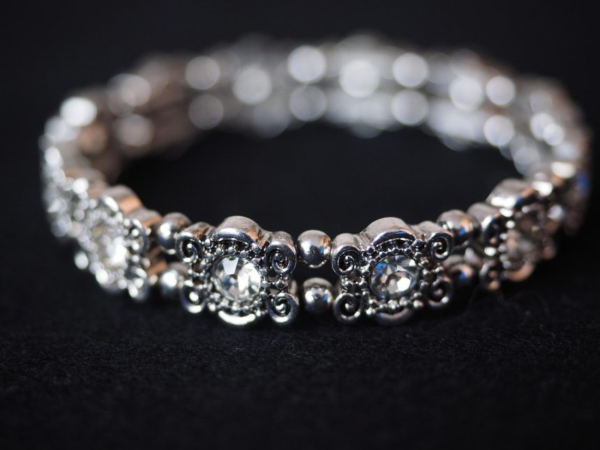 Chain Reaction: The Top 5 Bracelets You Need to Own Now