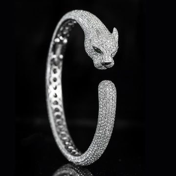 Sparkle and Shine: The Best Bracelet Styles to Make Your Wife’s Eyes Light Up