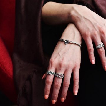 A Piece of History: The Fascinating Story of Antique and Vintage Bracelets