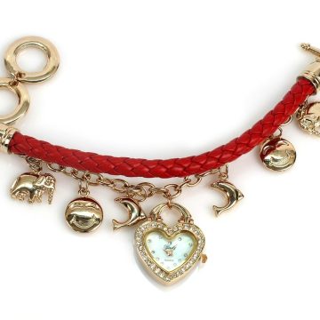 Invest in Yourself: Why a Gold Bracelet is a Must-Have for Every Woman