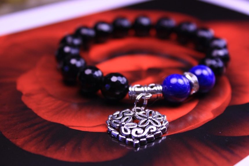The Art of Accessorizing: How to Pair Your Favorite Bracelet with Any Outfit