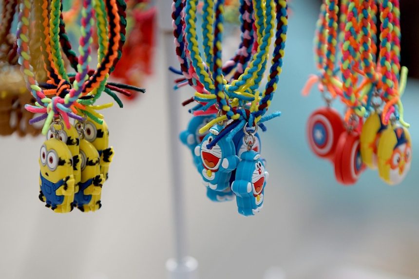 Treasured Finds: Uncovering the History and Significance of Vintage Ladies’ Bracelets