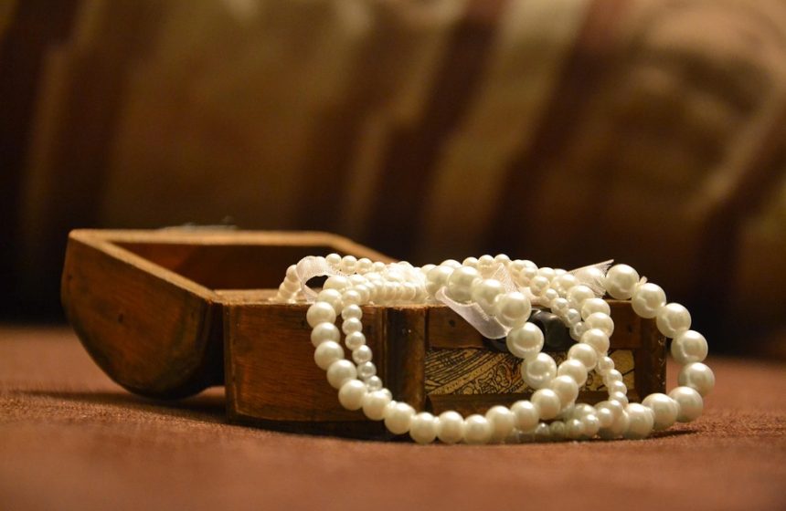 Investment Pieces: The Best High-Quality Bracelets for Women to Last a Lifetime