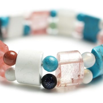 Dainty, Delicious, and Divine: The Top Dainty Bracelets to Covet