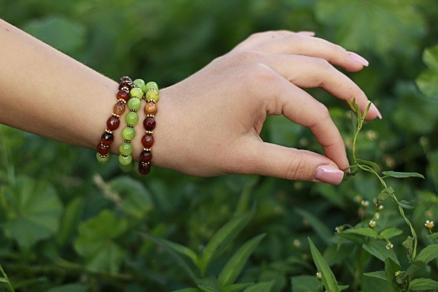 Elevate Your Style: The Top Ladies’ Gold Bracelet Trends for the Season